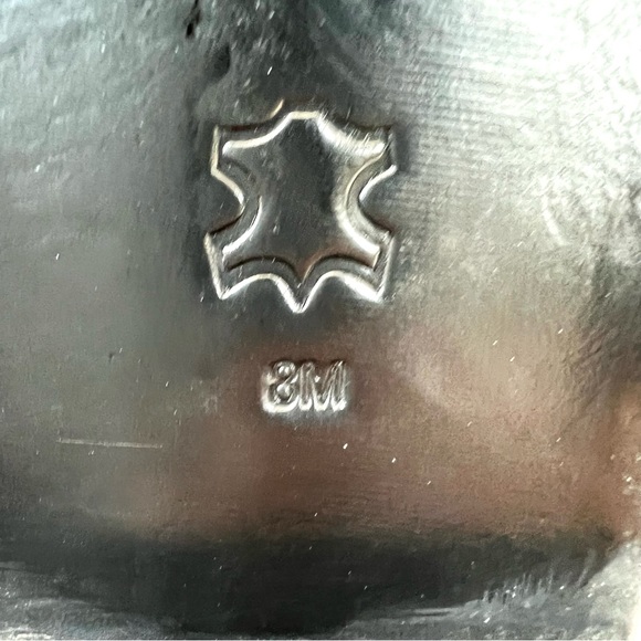 ♦️SOLD♦️TORY BURCH Christy Black Pebbled Leather Stretch Knee High Riding Boots - Picture 10 of 12